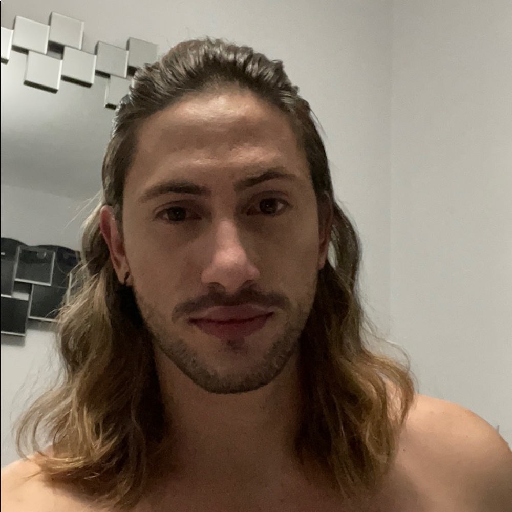 Meet your Posher, Leonardo